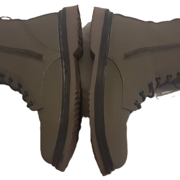 Ardene Comfort Zone Retro Inspired Combat Boots Anti-slip Sole Green Size 9 - Picture 2 of 6